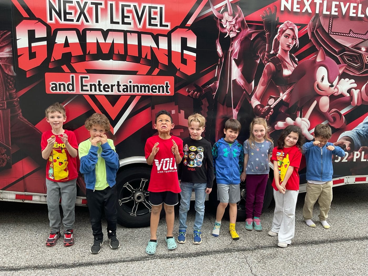 A school group at a Next Level Gaming event in the DMV